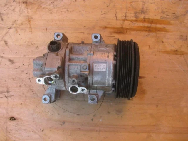 Компрессор кондиционера для Toyota RAV4 XA20 2000-2005 на фотографиях