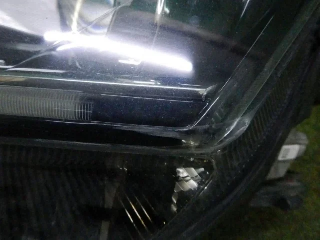 Фара ксенон левая для Skoda Rapid I rest NH3 2017-2020 на фотографиях