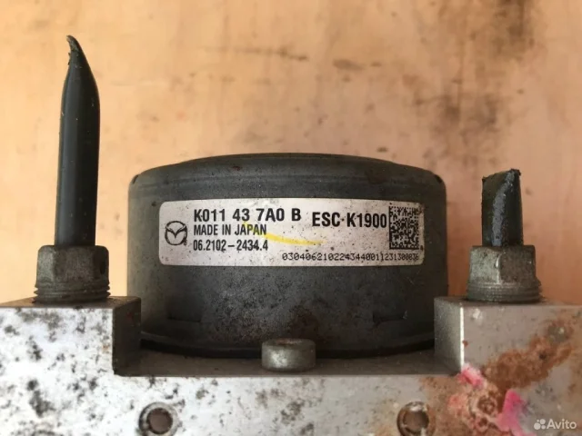 Блок ABS для Mazda CX 5 KE 2011-2017 на фотографиях