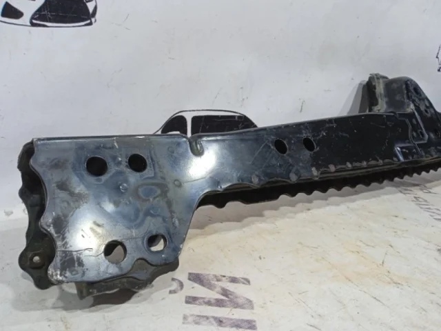 Подрамник двигателя для Toyota Corolla E140/E150 Седан 2006-2013 на фотографиях