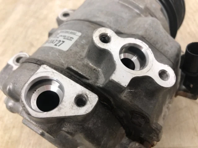 Компрессор кондиционера для Mitsubishi Pajero Sport KH0 2008-2013 на фотографиях