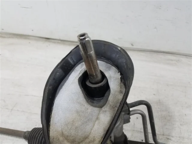 Рулевая рейка для Ford Focus II Седан (DA_) 2005-2011 на фотографиях