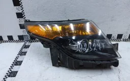 Фара правая для Ford Explorer U502 2011-2016 на фотографиях