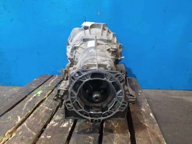 Двигатель без навесного для Chevrolet TrailBlazer GMT360 2001-2010 на фотографиях