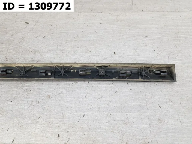 Накладка двери задней левой для Audi Q7 4M 2015+ на фотографиях