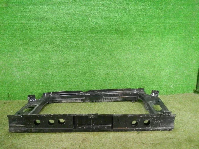 Панель радиатора (телевизор) для Hyundai Creta 1 GS 2016-2021 на фотографиях