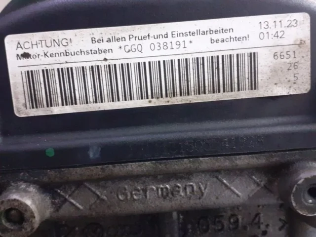 Двигатель без навесного для Audi Q7 4M 2015+ на фотографиях