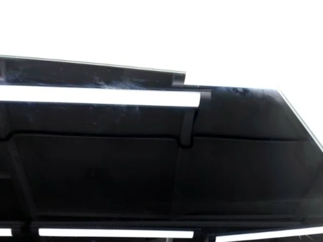 Стекло двери заднее левое для Audi Q7 4M 2015+ на фотографиях