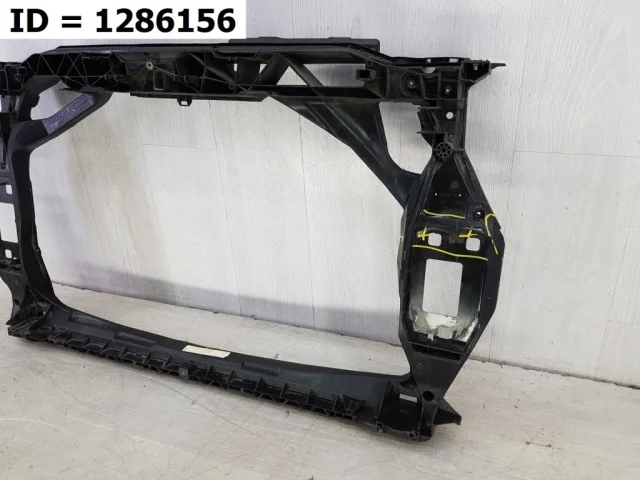 Кронштейн подушки двигателя для Audi Q3 8U 2011-2019 на фотографиях