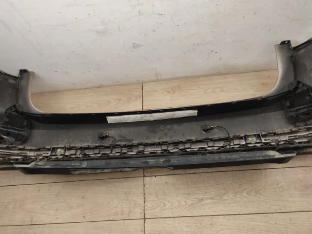 Бампер задний для Volkswagen Touareg III (CR) 2018+ на фотографиях