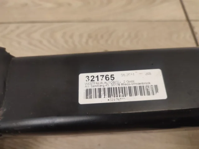 Фаркоп для Volkswagen Touareg II (7P5) 2010-2014 на фотографиях