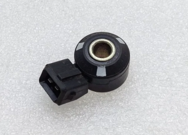 Датчик детонации для Nissan X-Trail T31 RU 2007-2014 на фотографиях