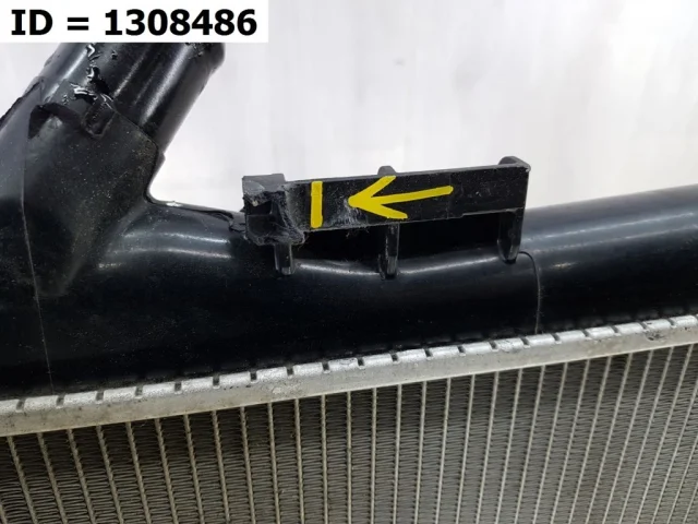 Радиатор охлаждения ДВС для Hyundai Creta 1 GS 2016-2021 на фотографиях