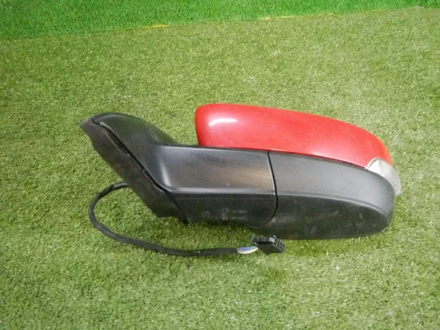 Зеркала для Skoda Rapid II 2020+ на фотографиях