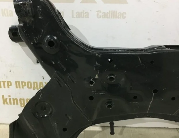 Подрамник двигателя для Hyundai Solaris 1 рестайлинг 2014-2017 на фотографиях