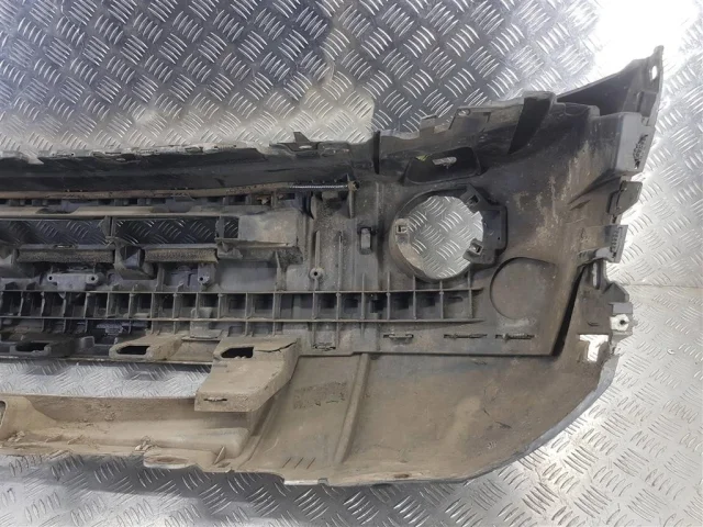 Бампер передний для Land Rover Discovery L319 2004-2009 на фотографиях