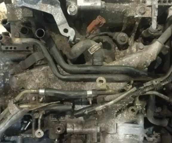 Двигатель для Subaru Legacy Универсал BH/B12 1998-2003 на фотографиях