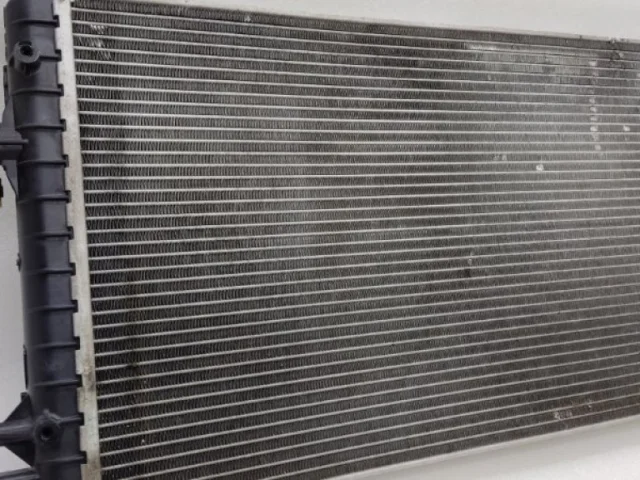 Радиатор охлаждения ДВС для Skoda Rapid II 2020+ на фотографиях