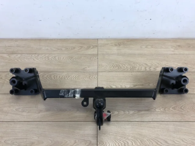 Фаркоп для Volkswagen Touareg III (CR) 2018+ на фотографиях