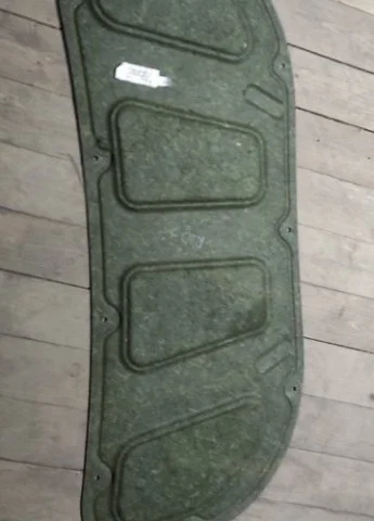 Шумоизоляция капота для Kia Rio 3 на фотографиях