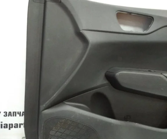 Уплотнитель передней правой двери для Hyundai Solaris 2 (2017-2022) на фотографиях