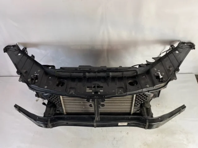 Панель радиатора (телевизор) для Mercedes-Benz GL class X166 2012-2016 на фотографиях