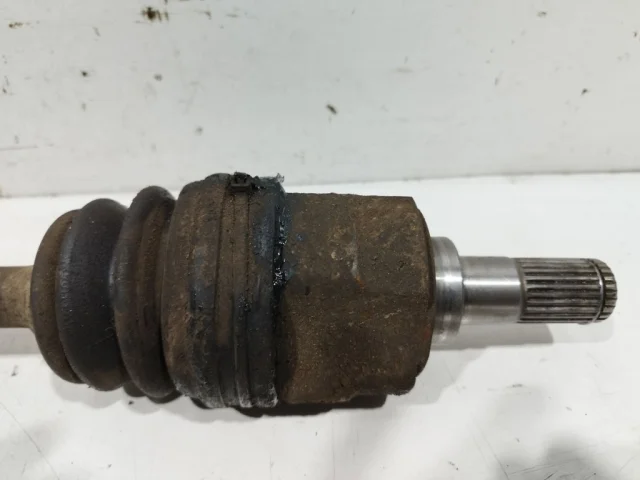 Привод передний левый для Hyundai Solaris 1 RB (2011-2013) на фотографиях