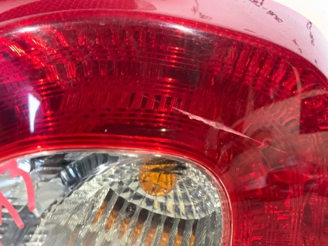 Фонарь правый для Volvo C30 MK 2006-2013 на фотографиях