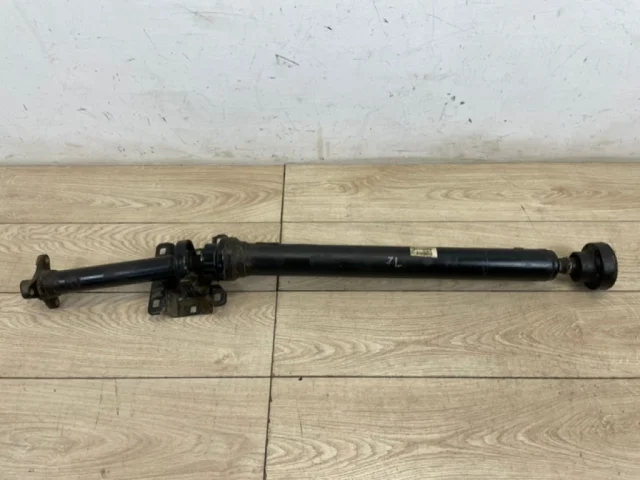 Карданный вал задний для Volkswagen Touareg I (7L) 2002-2010 на фотографиях