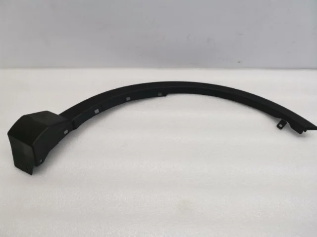 Молдинг крыла передний правый для Toyota RAV4 XA40 rest 2015-2019 на фотографиях