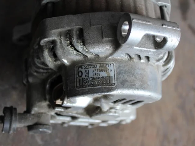 Генератор для Subaru Forester SG 2002-2008 на фотографиях