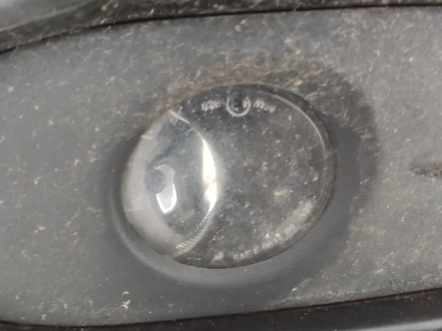 Противотуманка (ПТФ) передняя правая для Volvo C30 MK 2006-2013 на фотографиях