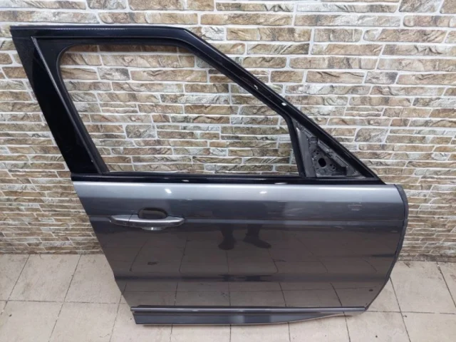 Дверь передняя правая для Land Rover Range Rover Sport L494 2013-2017 на фотографиях