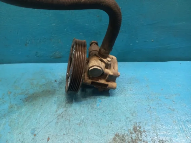 Насос ГУР для Mitsubishi Outlander 1 CU0W 2002-2009 на фотографиях