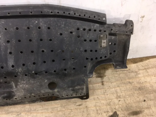 Защита картера двигателя для Suzuki Grand Vitara 2005-2014 на фотографиях