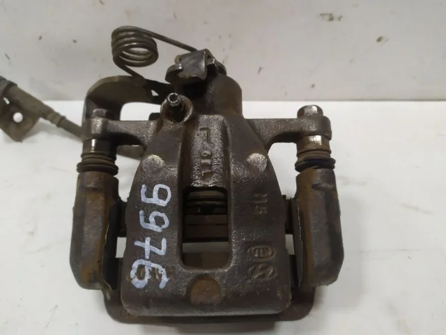 Суппорт задний правый для Kia Rio 3 рестайлинг на фотографиях