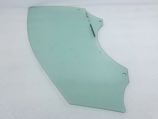 Стекла и зеркала для Audi A8 D4 2009-2017 на фотографиях