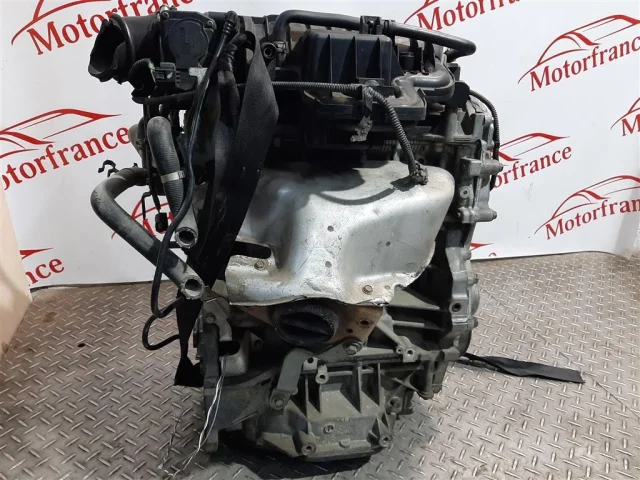 Двигатель без навесного для Renault Megane Хэтчбек 5 KZ 2008-2012 на фотографиях