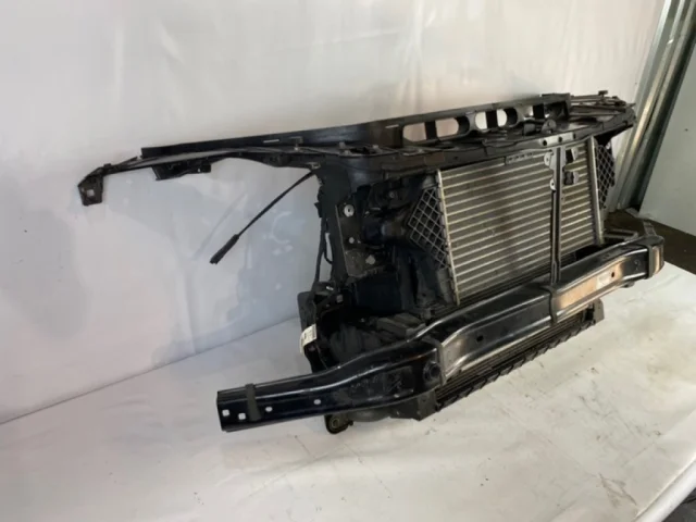 Панель радиатора (телевизор) для Mercedes-Benz GL class X166 2012-2016 на фотографиях