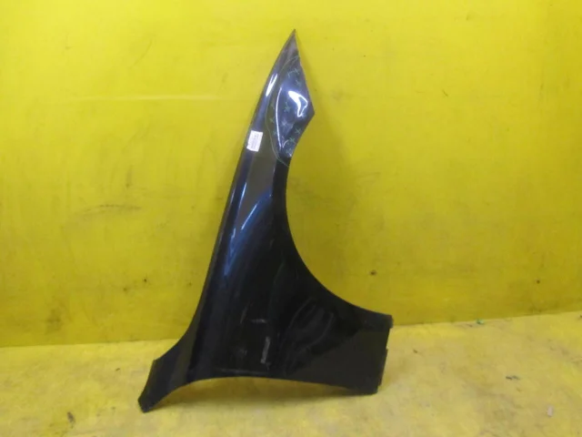 Крыло правое для BMW 3er F30 2011-2019 на фотографиях