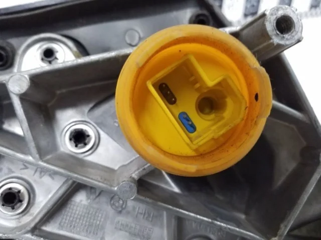 Зеркало боковое правое для BMW X6 Ф16 F16 2014-2019 на фотографиях