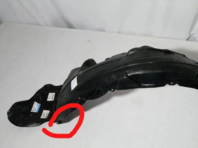 Крылья для Toyota Corolla E140/E150 Седан 2006-2013 на фотографиях