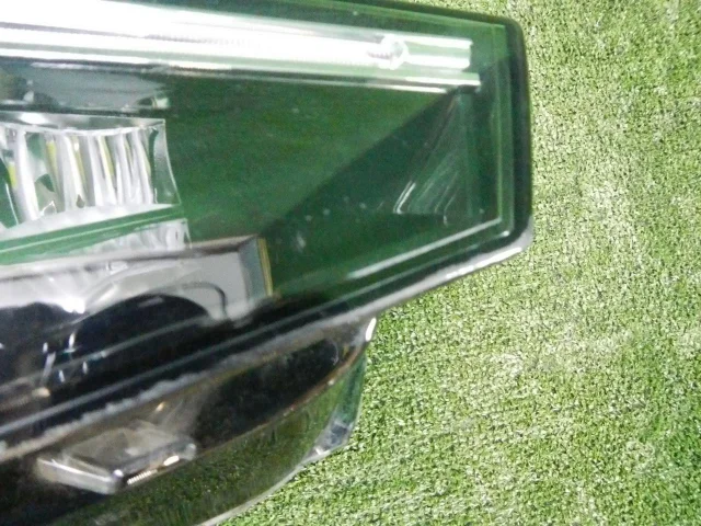 Фары для Skoda Rapid II 2020+ на фотографиях