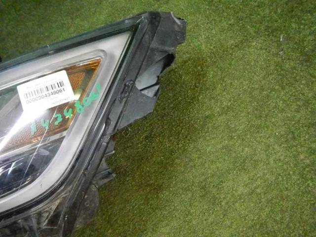 Фары для Ford Explorer U502 rest 2014-2019 на фотографиях