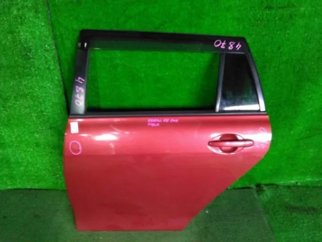 Дверь задняя левая для Toyota Corolla E140/E150 Седан 2006-2013 на фотографиях