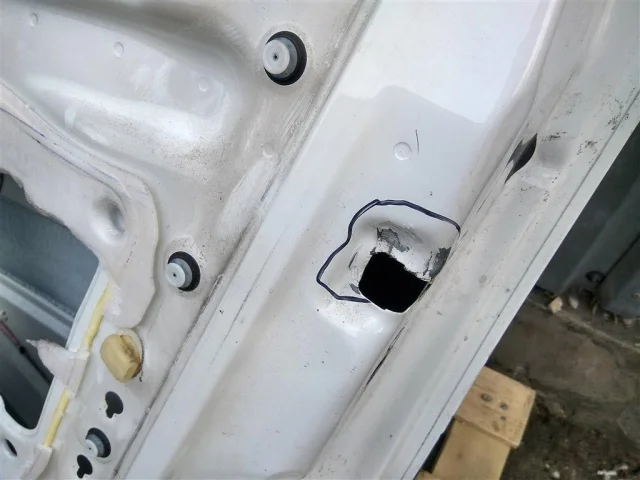 Двери для Citroen Berlingo 2 B9 rest Минивэн 2015-2022 на фотографиях