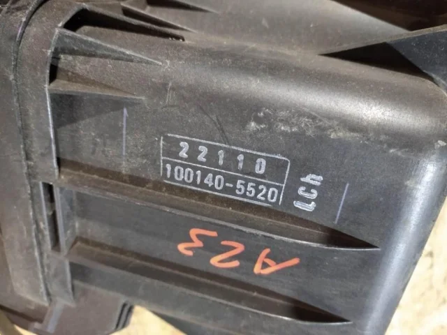 Корпус воздушного фильтра для Toyota RAV4 XA20 2000-2005 на фотографиях