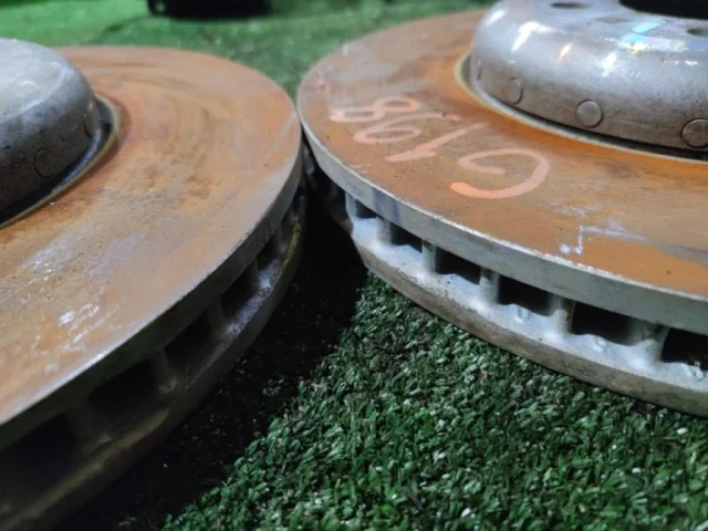 Диски тормозные передние (комплект) для BMW 5er Ф10 2010-2013 на фотографиях