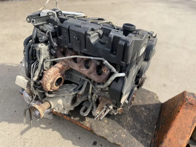 Продажа двигателя D5244T4