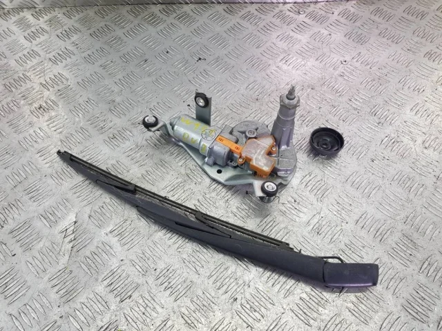 Мотор стеклоочистителя для Honda CR-V RE 2006-2009 на фотографиях